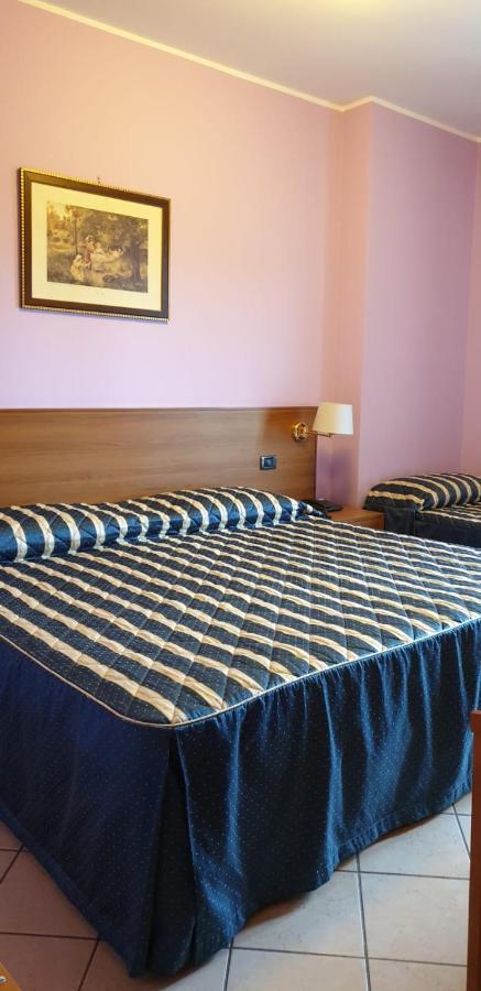 Hotel Scrivano Randazzo Ngoại thất bức ảnh