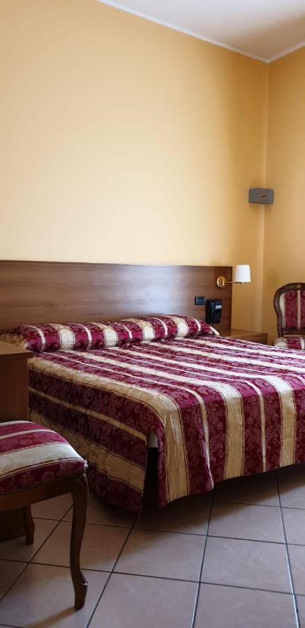 Hotel Scrivano Randazzo Ngoại thất bức ảnh