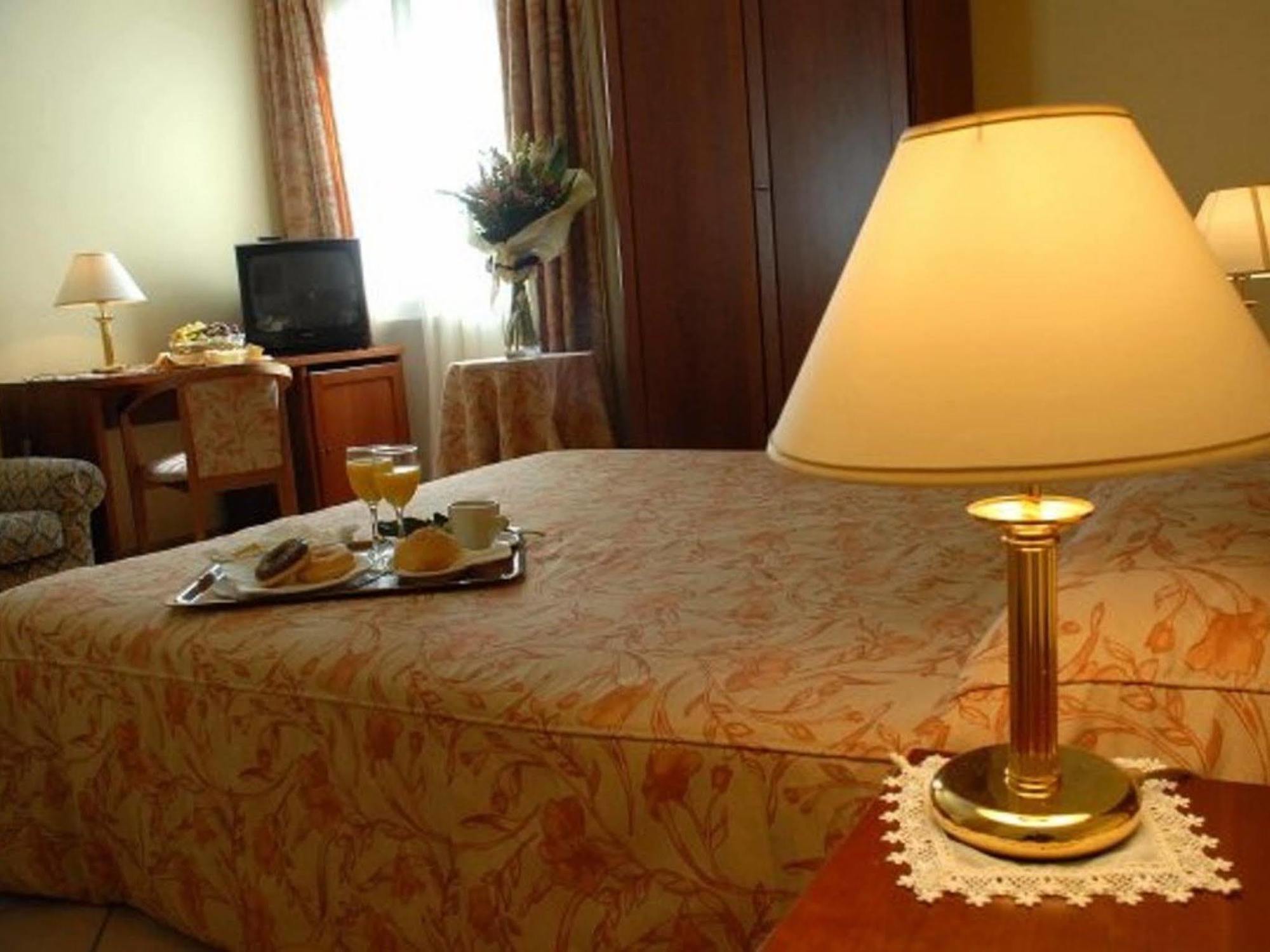Hotel Scrivano Randazzo Ngoại thất bức ảnh